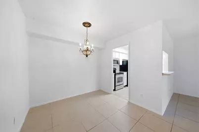 4629 Wild Indigo Street #581, Houston, TX 77027 - Photo 9