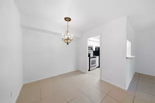 4629 Wild Indigo St, Houston, TX 77027 - Photo 9