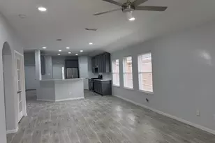 32327 Cross Spring Park Ln, Conroe, TX 77385 - Photo 15
