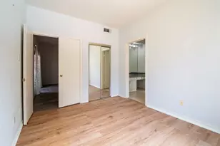 8055 Cambridge St, Houston, TX 77054 - Photo 13