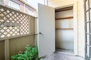 8055 Cambridge St, Houston, TX 77054 - Photo 19