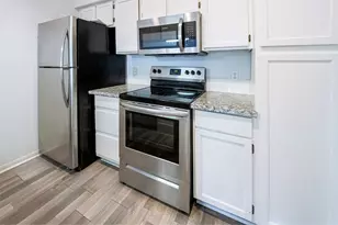 8055 Cambridge St, Houston, TX 77054 - Photo 7