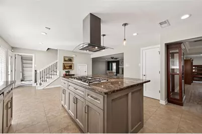 415 Lakeside Estates Drive, Houston, TX 77042 - Photo 15