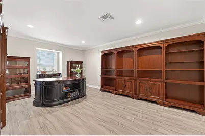 415 Lakeside Estates Drive, Houston, TX 77042 - Photo 5