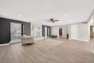 415 Lakeside Estates Dr, Houston, TX 77042 - Photo 11