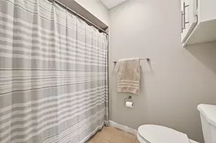 415 Lakeside Estates Dr, Houston, TX 77042 - Photo 33