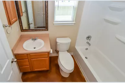 1107 Parkhurst Avenue #B, Cleveland, TX 77327 - Photo 11