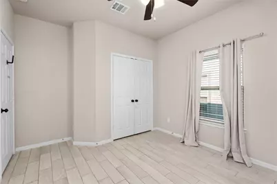 24717 Teton Hollow Trail, Houston, TX 77336 - Photo 17