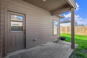 24717 Teton Holw Trl, Houston, TX 77336 - Photo 21