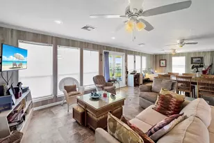2006 Idyle View, Crystal Beach, TX 77650 - Photo 11