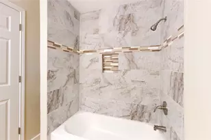 2105 N Red Cedar Cir, The Woodlands, TX 77380 - Photo 9
