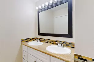 2105 N Red Cedar Cir, The Woodlands, TX 77380 - Photo 19