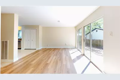 2105 N Red Cedar Circle, The Woodlands, TX 77380 - Photo 11