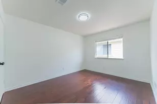 8826 Fondren Village Dr, Houston, TX 77071 - Photo 11