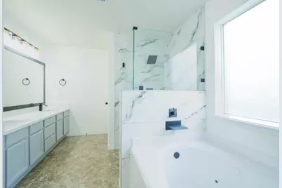 8826 Fondren Village Drive, Houston, TX 77071 - Photo 9