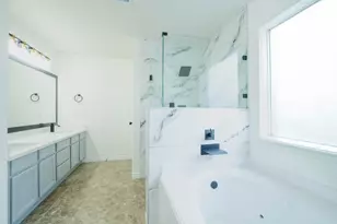 8826 Fondren Village Dr, Houston, TX 77071 - Photo 9