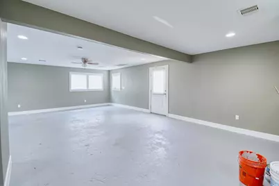 7557 Meadowview Drive, Houston, TX 77037 - Photo 25