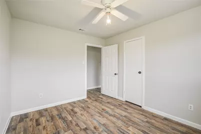1602 N Avenue N, Freeport, TX 77541 - Photo 7