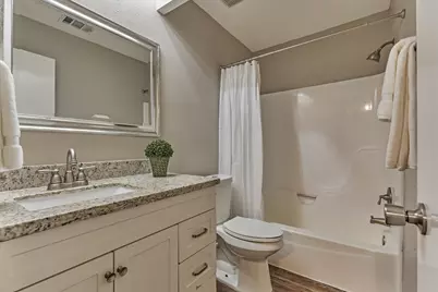 26 W Broken Oak Court, The Woodlands, TX 77381 - Photo 31