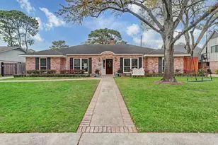 12318 Woodthorpe Ln, Houston, TX 77024 - Photo 1
