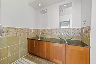 5628 Kiam St, Houston, TX 77007 - Photo 19