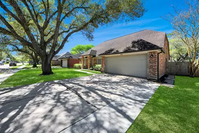 2506 Foxden Drive, Pearland, TX 77584 - Photo 9