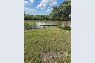 14483 Albacore, Sargent, TX 77414 - Photo 3