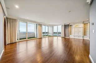 1111 Hermann Dr, Houston, TX 77004 - Photo 15