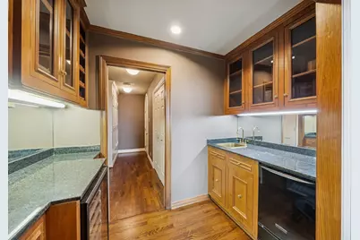 1111 Hermann Drive #28D, Houston, TX 77004 - Photo 17