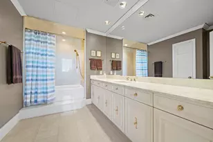 1111 Hermann Dr, Houston, TX 77004 - Photo 31