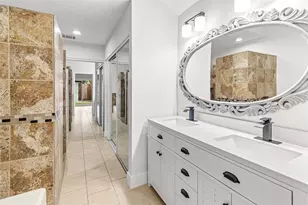 3718 Storm Creek Dr, Houston, TX 77088 - Photo 13