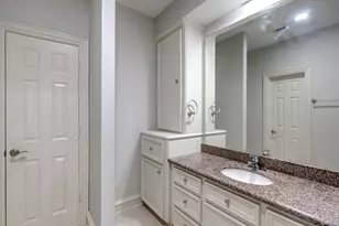 5519 Newcastle St, Bellaire, TX 77401 - Photo 21