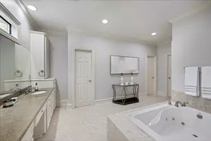 5519 Newcastle St, Bellaire, TX 77401 - Photo 17