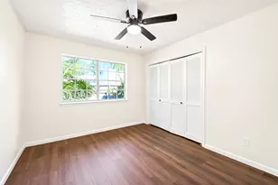 15207 Pleasant Valley Rd, Houston, TX 77062 - Photo 19
