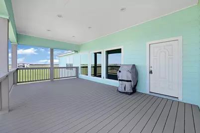 747 Waypoint Drive, Palacios, TX 77465 - Photo 11