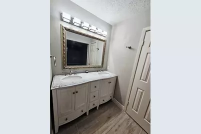 2043 Derby Drive, Houston, TX 77067 - Photo 23