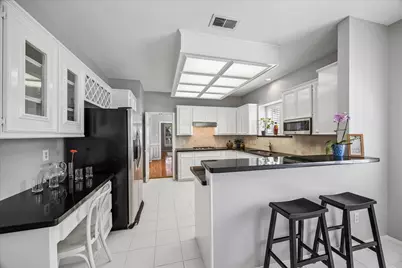 1506 S Gabriel River Circle, Sugar Land, TX 77478 - Photo 9