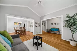 1506 S Gabriel River Cir, Sugar Land, TX 77478 - Photo 7