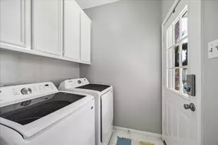 1506 S Gabriel River Cir, Sugar Land, TX 77478 - Photo 27