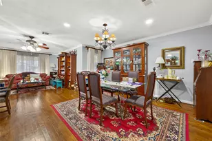 5326 Redstart St, Houston, TX 77096 - Photo 13