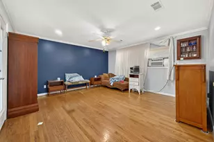 5326 Redstart St, Houston, TX 77096 - Photo 17