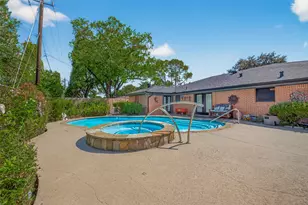 5326 Redstart St, Houston, TX 77096 - Photo 37