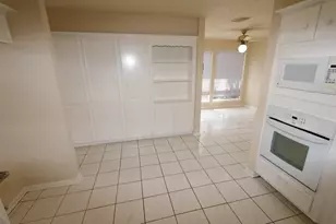 13318 Rain Lily Ln, Houston, TX 77083 - Photo 7
