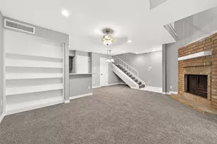 2800 Jeanetta St, Houston, TX 77063 - Photo 9