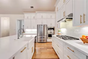 30407 Parkside Passage Ct, Fulshear, TX 77441 - Photo 11