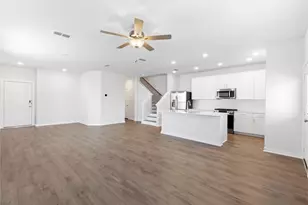 3033 Dovedale St, Pearland, TX 77584 - Photo 3