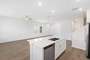 3033 Dovedale St, Pearland, TX 77584 - Photo 5
