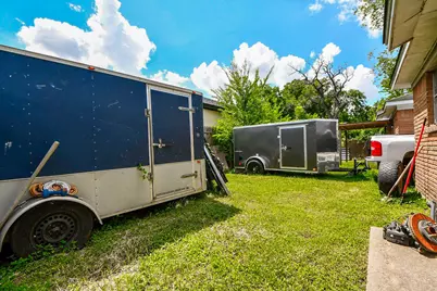 2828 Brackenridge Street, Houston, TX 77026 - Photo 13