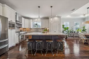 1430 Chamboard Ln, Houston, TX 77018 - Photo 11