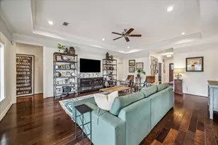 1430 Chamboard Ln, Houston, TX 77018 - Photo 7